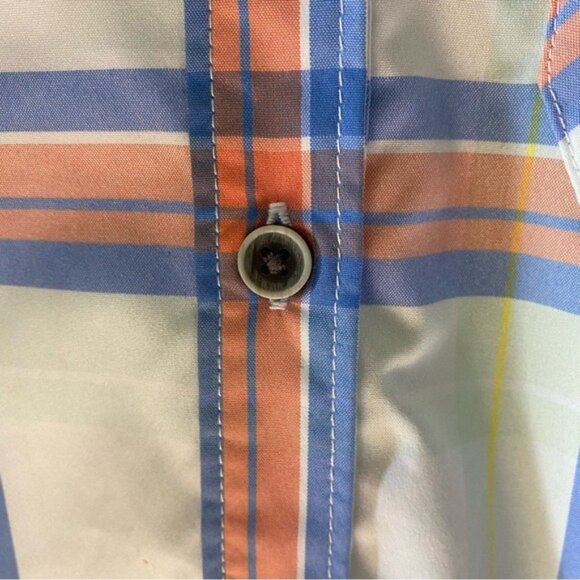 LL Bean Women's‎ Long-Sleeved Button-Down Top Size L - Picture 3 of 9